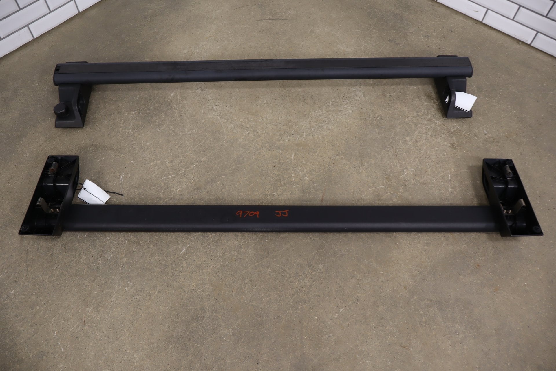 2003-2009 Hummer H2 - OEM Luggage Rack Pair W/ Key