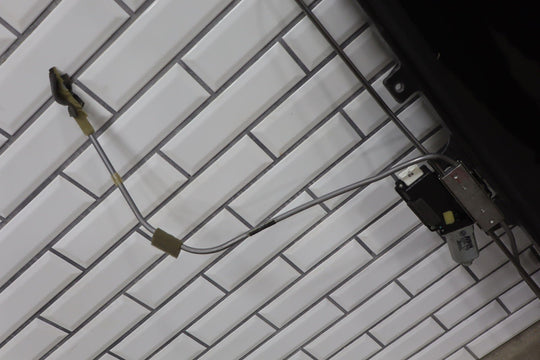 2003 - 2009 Hummer H2 OEM Sunroof W/ Glass/ Tracks/ Frame/ Motor (Tested)