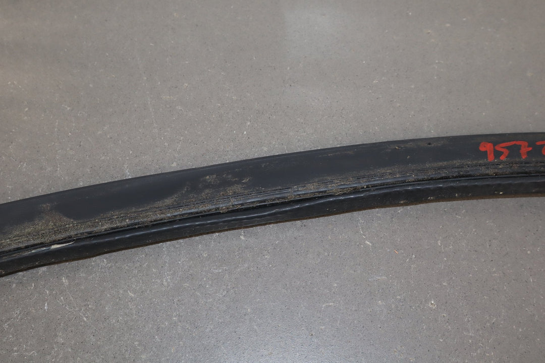 2003 - 2009 Hummer H2 - Passenger Quarter Panel to Door Seal