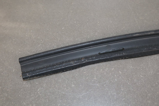 2003 - 2009 Hummer H2 - Passenger Quarter Panel to Door Seal