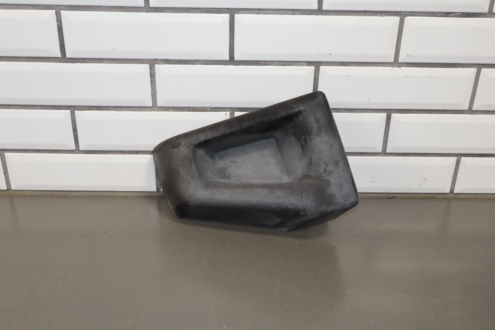 2003-2009 Hummer H2 Passenger Right Front Bumper Extension 88944406