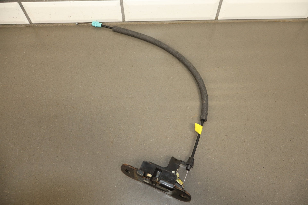 2003-2009 Hummer H2 Rear Hatch Latches W/ Release Cables