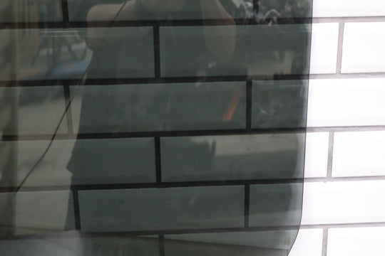 2003 - 2009 Hummer H2 Rear Right RH Passenger Door Window Glass OEM