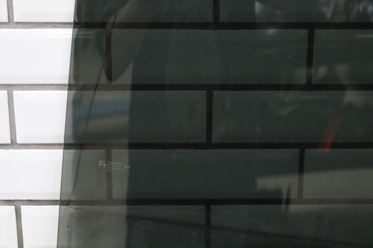 2003 - 2009 Hummer H2 Rear Right RH Passenger Door Window Glass OEM