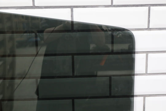 2003 - 2009 Hummer H2 Rear Right RH Passenger Door Window Glass OEM