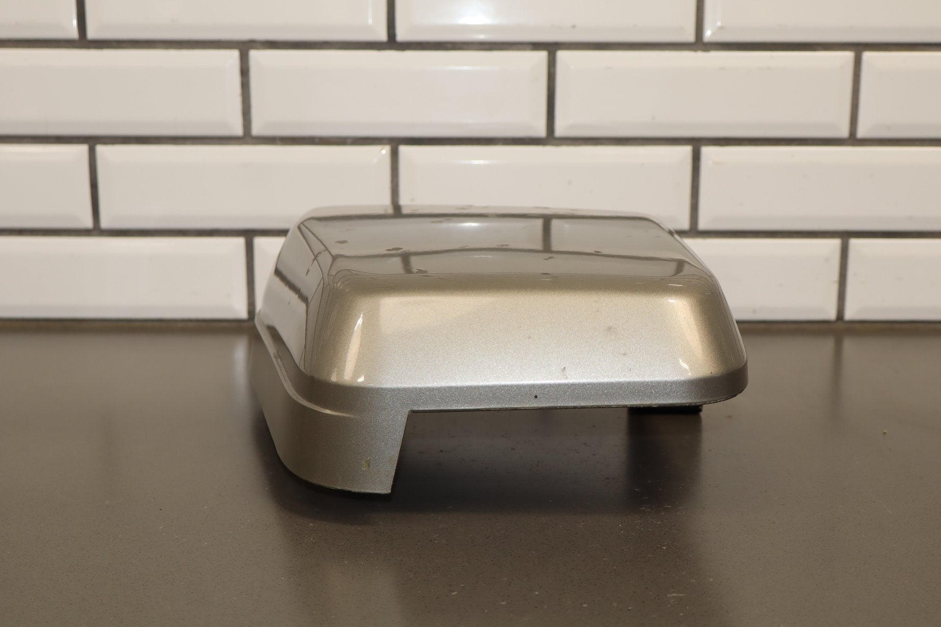 2003-2009 Hummer H2- RH Passenger Cowl Vent Panel Cap Pewter 11