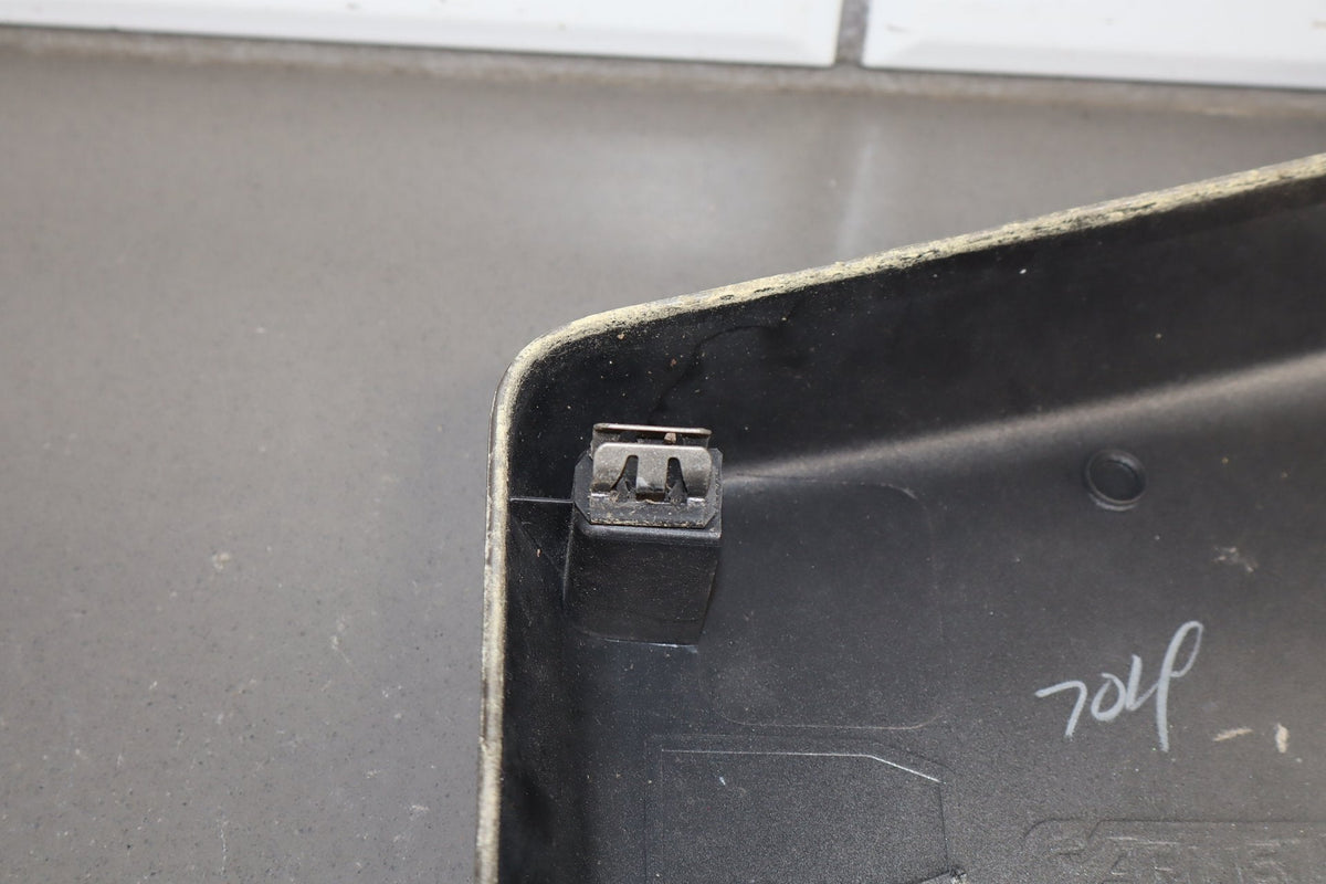 2003-2009 Hummer H2- RH Passenger Cowl Vent Panel Cap Pewter 11