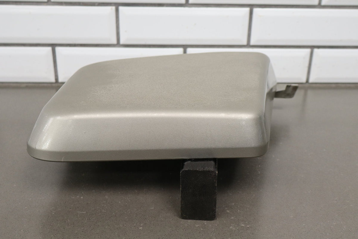 2003-2009 Hummer H2 - RH Passenger Cowl Vent Panel Cap Pewter 11