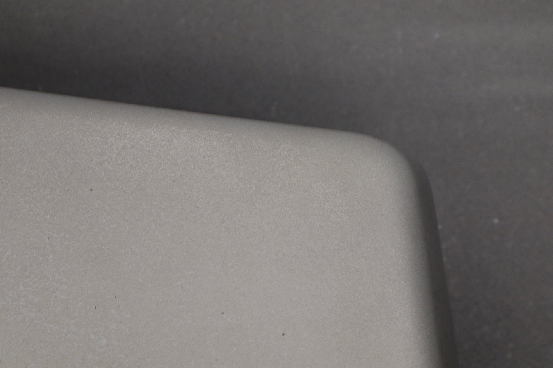 2003-2009 Hummer H2 - RH Passenger Cowl Vent Panel Cap Pewter 11