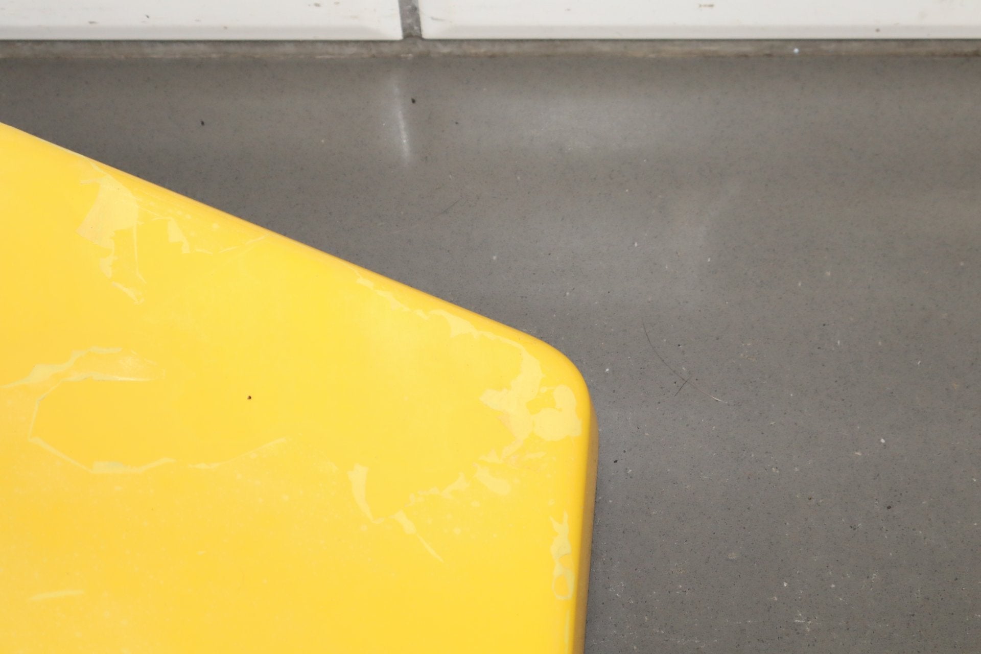 2003-2009 Hummer H2- RH Passenger Cowl Vent Panel Cap Yellow 43