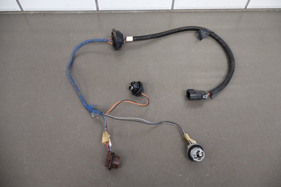 2003-2009 Hummer H2 - RH Passenger Taillight Wiring Harness 12335953