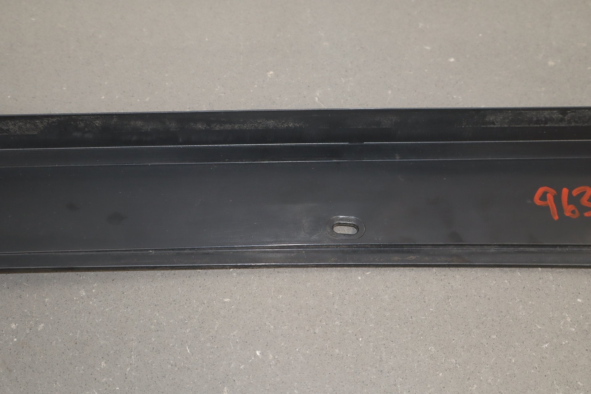 2003-2009 Hummer H2- Right Exterior A Pillar 20787558