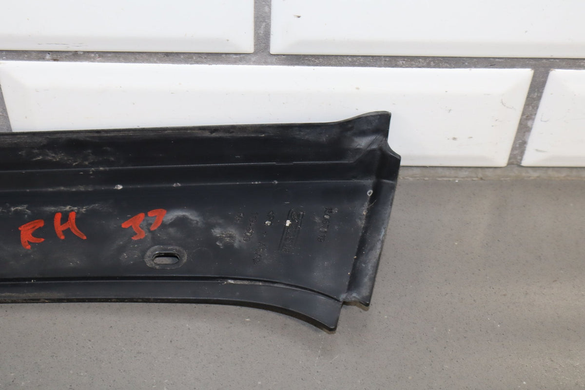 2003-2009 Hummer H2- Right Exterior A Pillar 20787558