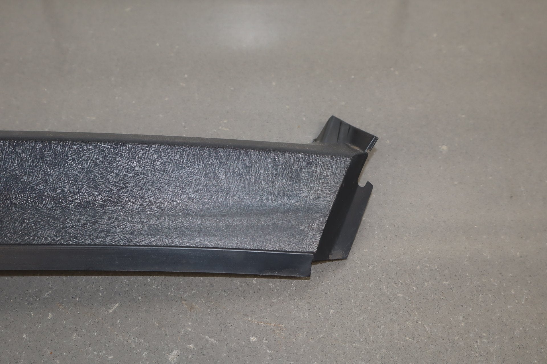 2003-2009 Hummer H2- Right Exterior A Pillar 20787558