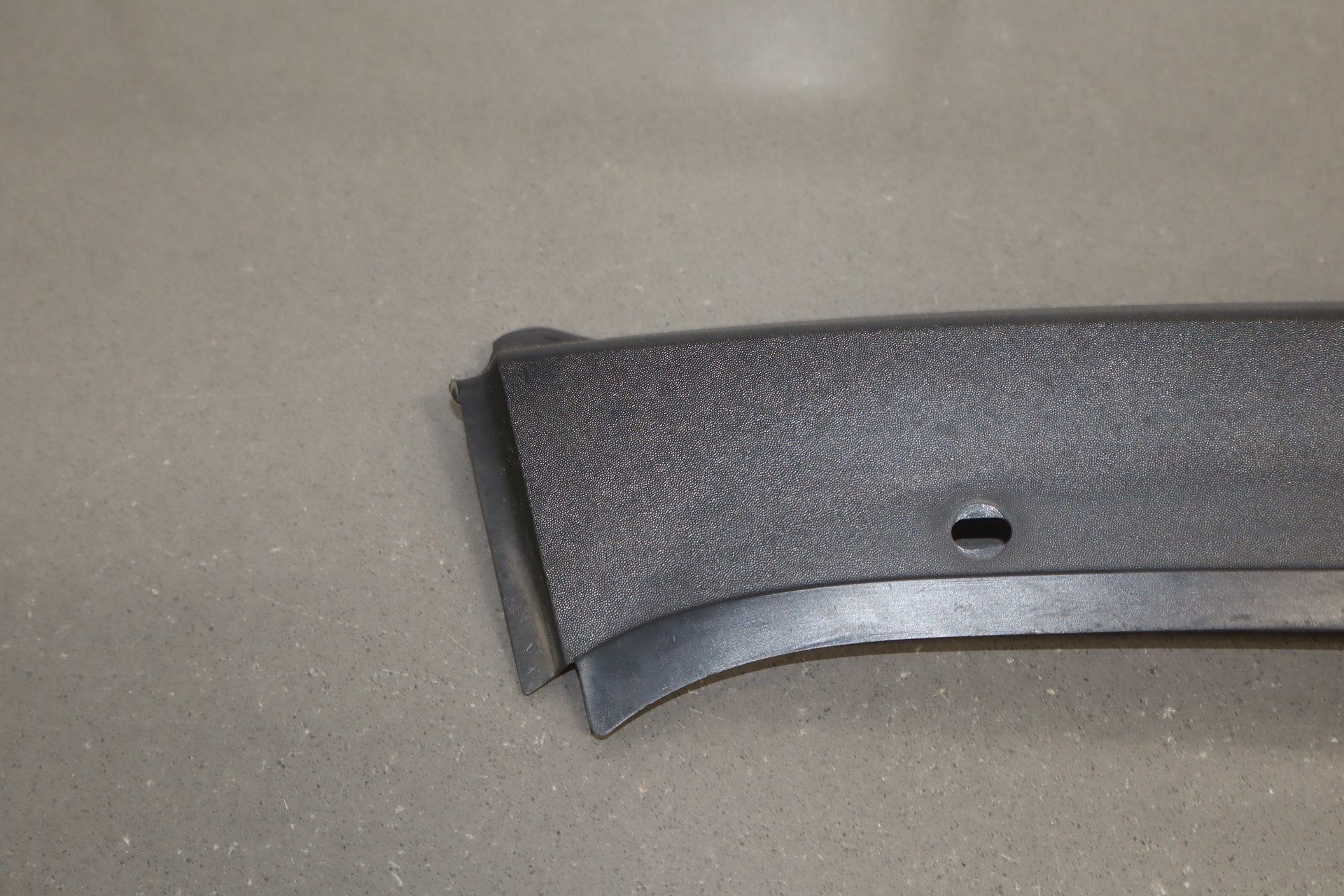 2003-2009 Hummer H2- Right Exterior A Pillar 20787558