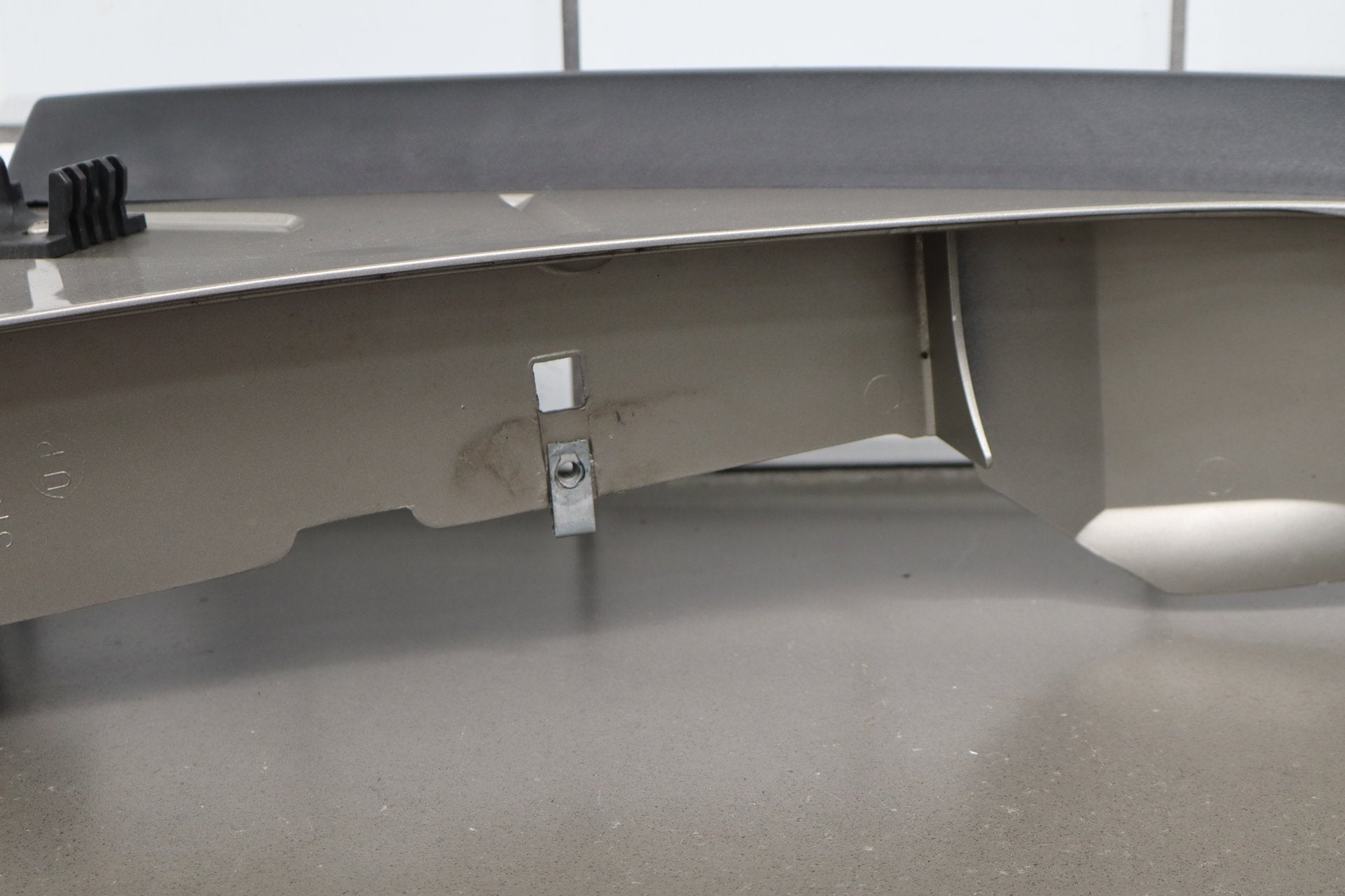 2003-2009 Hummer H2 Right Fender