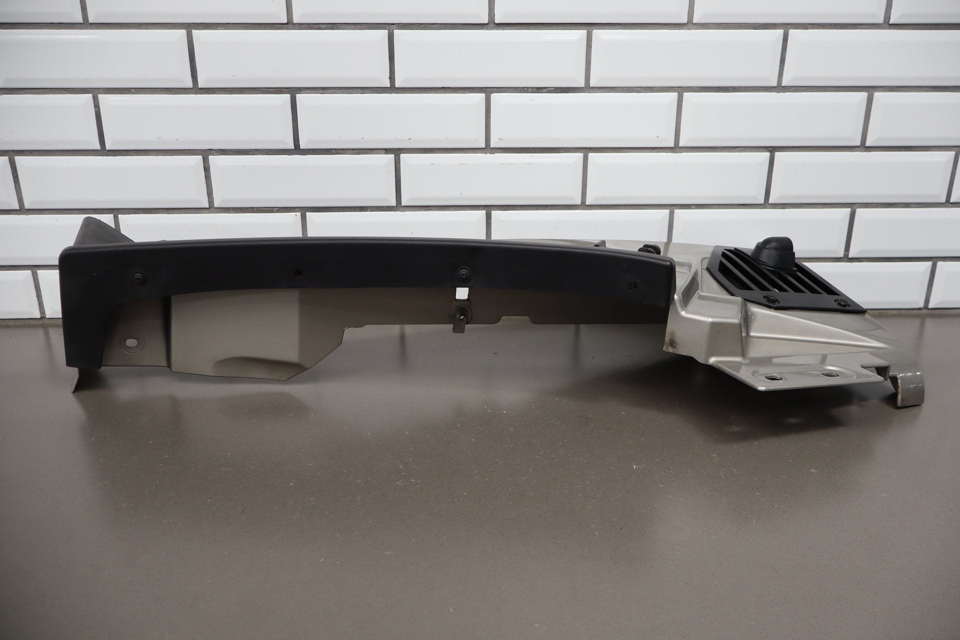 2003-2009 Hummer H2 Right Fender