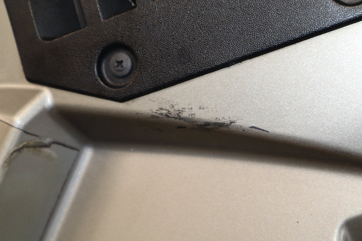 2003-2009 Hummer H2 Right Fender Pewter 11