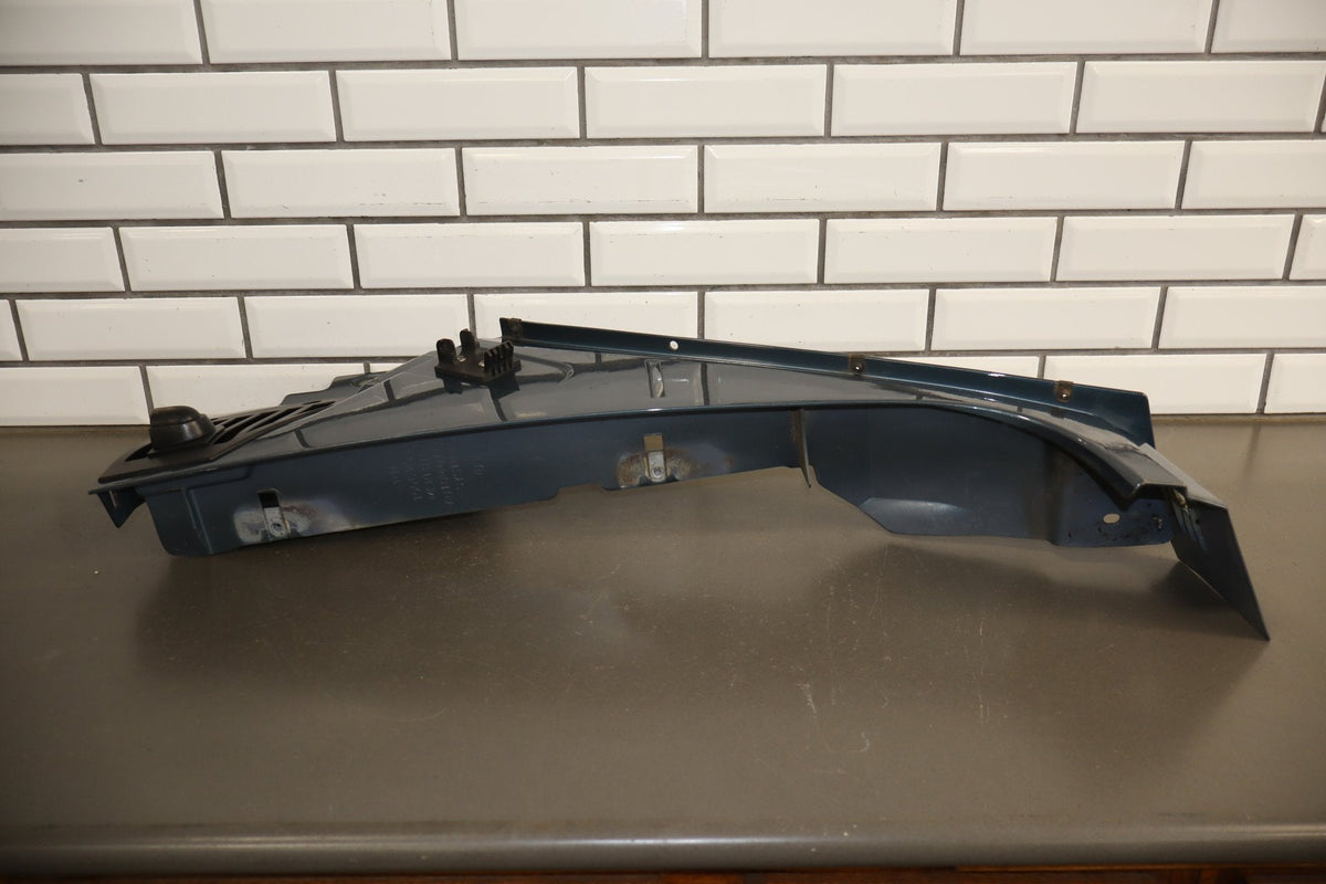 2003-2009 Hummer H2 Right Fender Stealth Gray 46