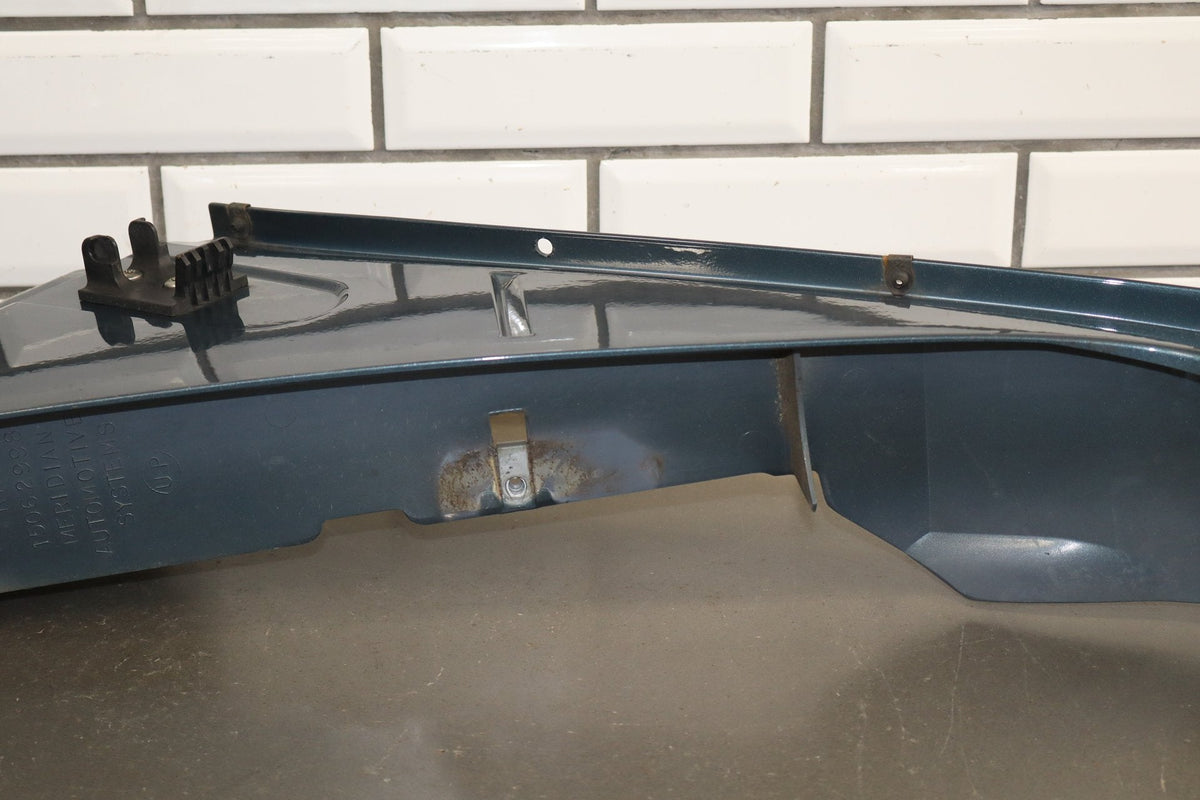2003-2009 Hummer H2 Right Fender Stealth Gray 46