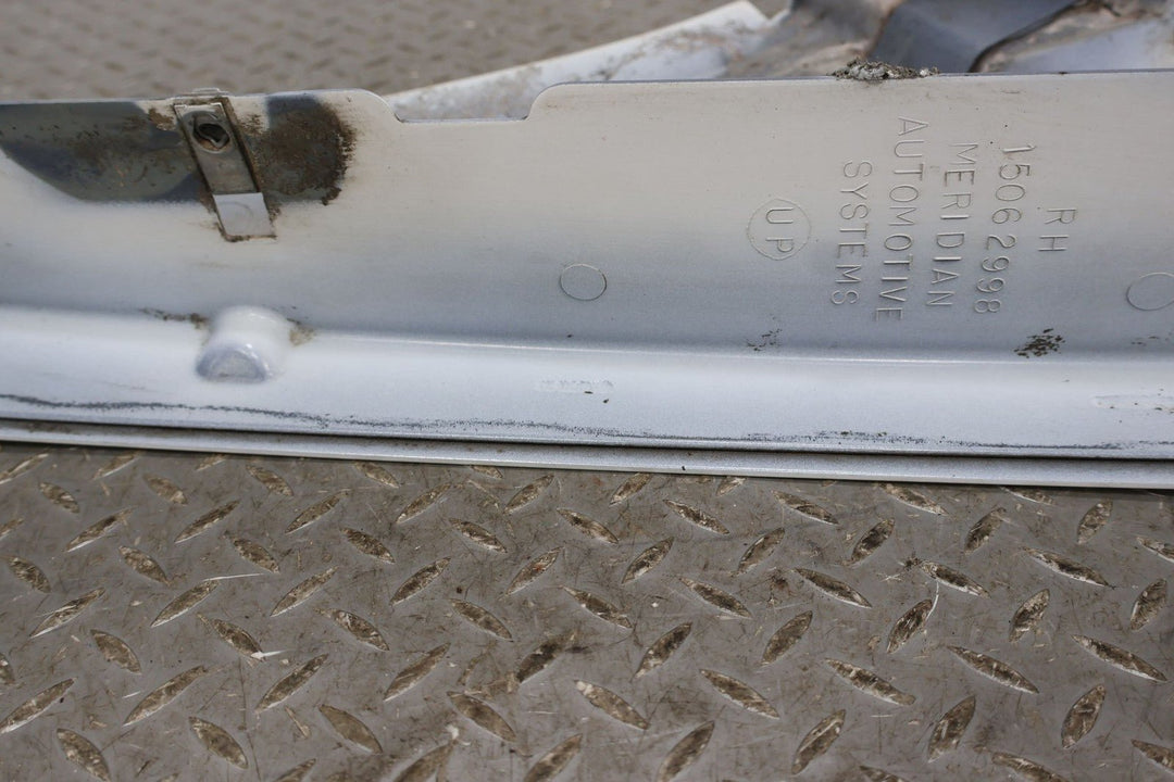 2003 - 2009 Hummer H2 Right Fender White 50U