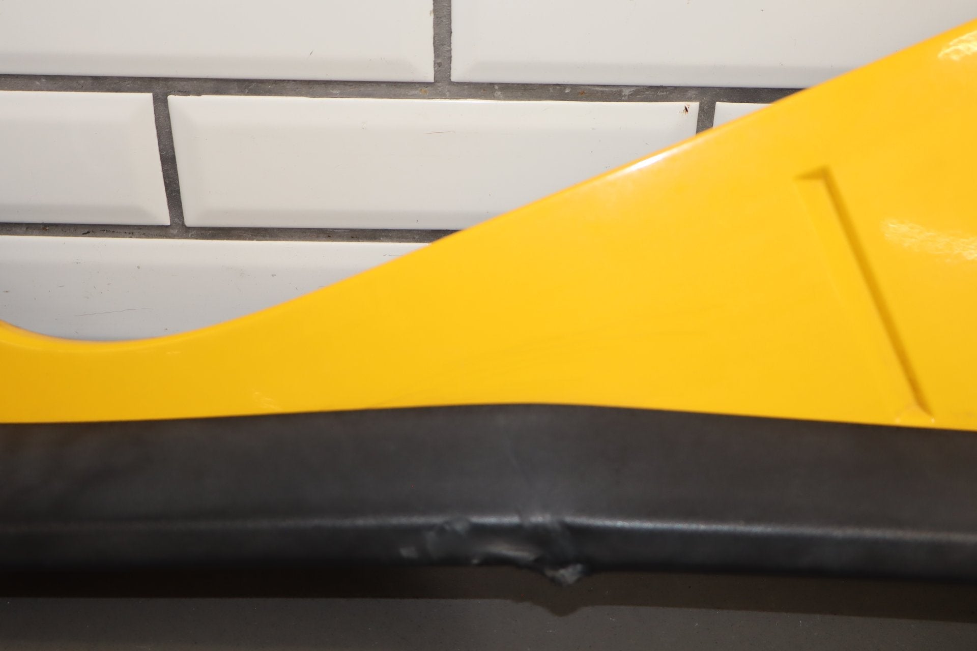 2003-2009 Hummer H2 Right Fender Yellow 43