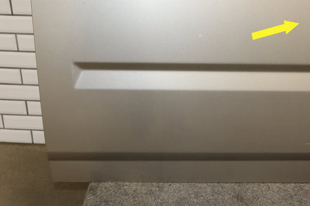 2003-2009 Hummer H2 Right Front Door Pewter 11