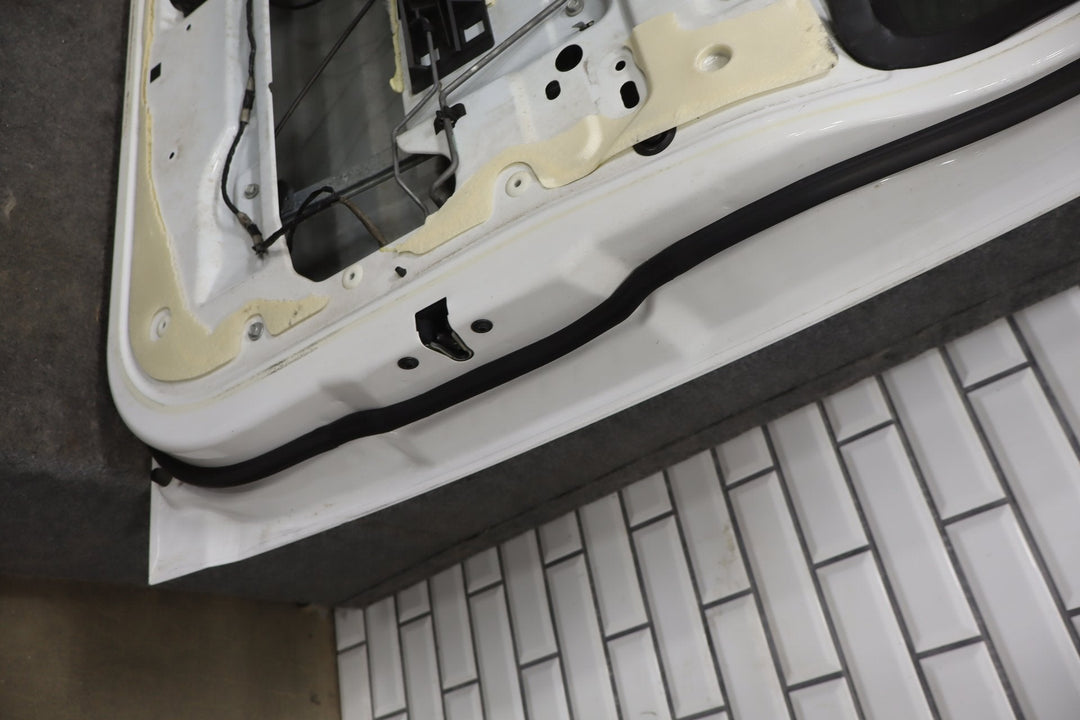 2003 - 2009 Hummer H2 Right Front Door White 50
