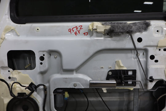 2003 - 2009 Hummer H2 Right Front Door White 50