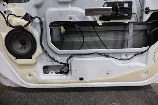 2003 - 2009 Hummer H2 Right Front Door White 50