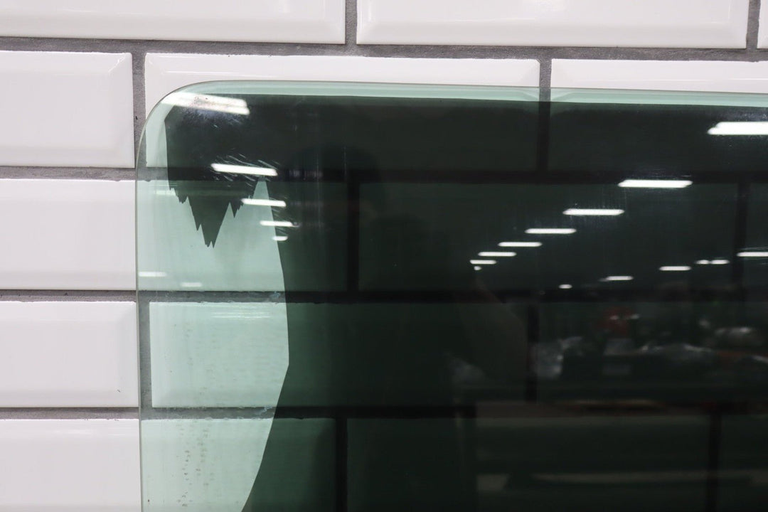 2003 - 2009 Hummer H2 Right Front Door Window