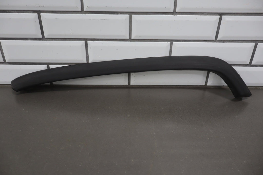 2003 - 2009 Hummer H2 - Right Front Hood Flare Moulding 15200467