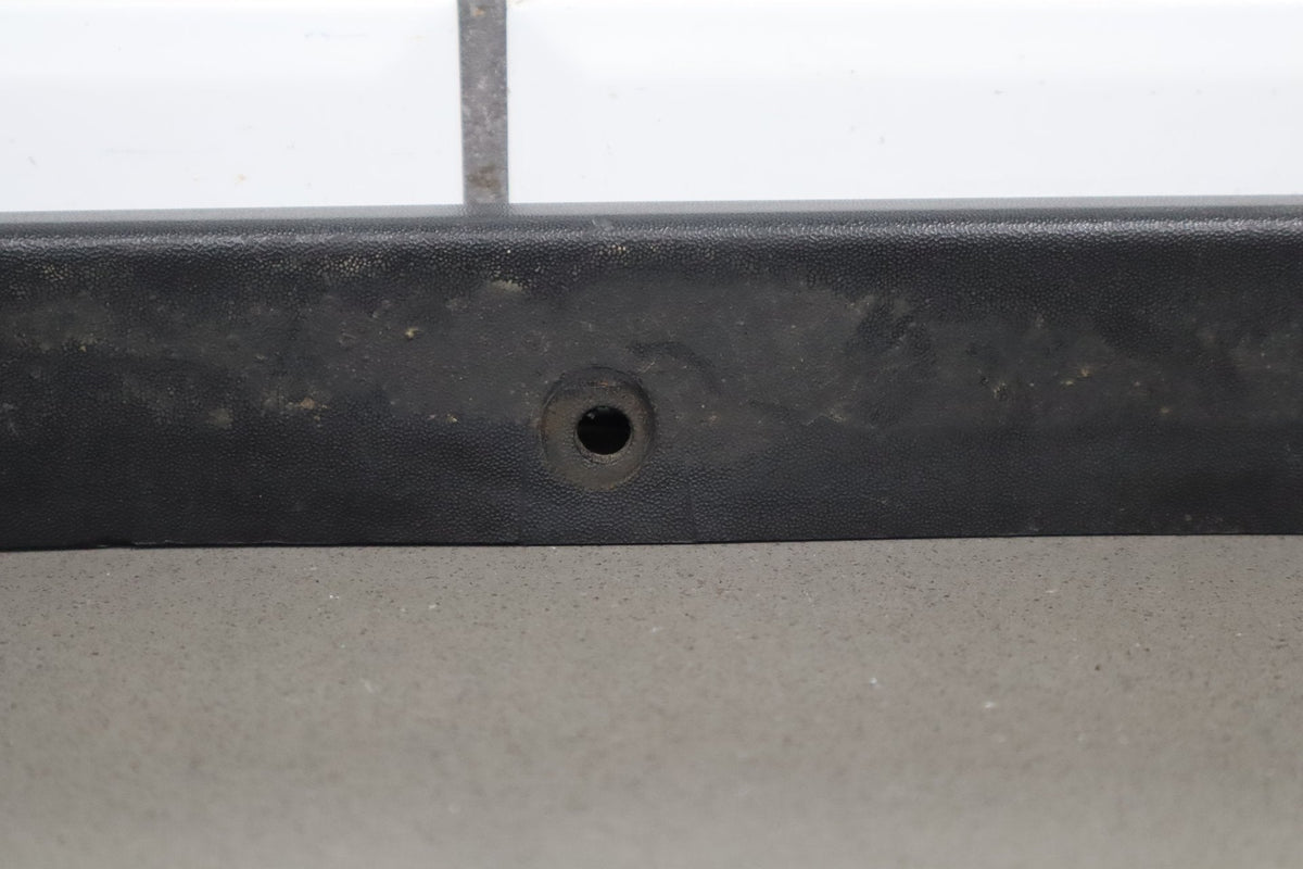 2003-2009 Hummer H2- Right Front Hood Flare Moulding 15200467