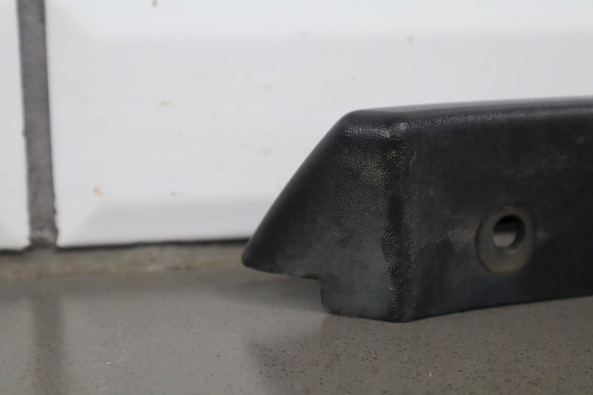 2003-2009 Hummer H2- Right Front Hood Flare Moulding 15200467
