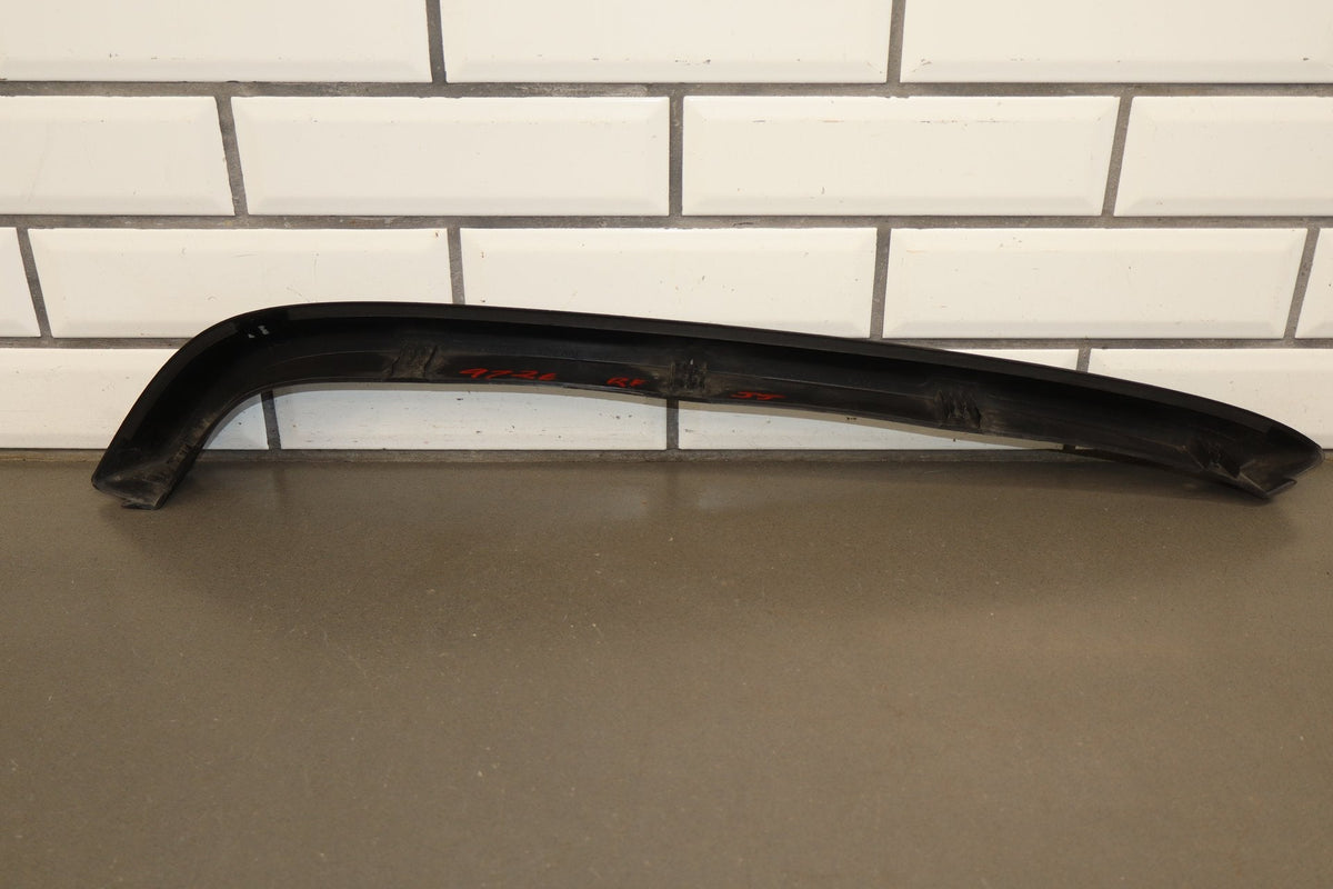 2003-2009 Hummer H2 - Right Front Hood Flare Moulding 15200467