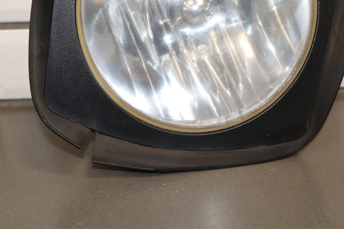 2003-2009 Hummer H2 Right Headlamp W/ Amber Marker 15269179
