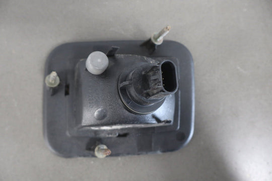2003 - 2009 Hummer H2 Right Headlamp W/ Amber Marker 15269179