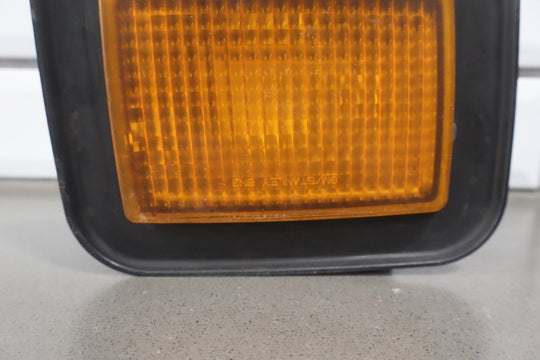 2003 - 2009 Hummer H2 Right Headlamp W/ Amber Marker 15269179
