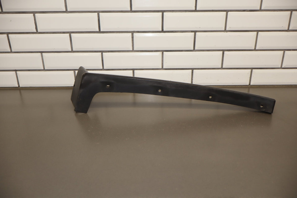 2003-2009 Hummer H2- Right Passenger Textured Fender Molding 15132308