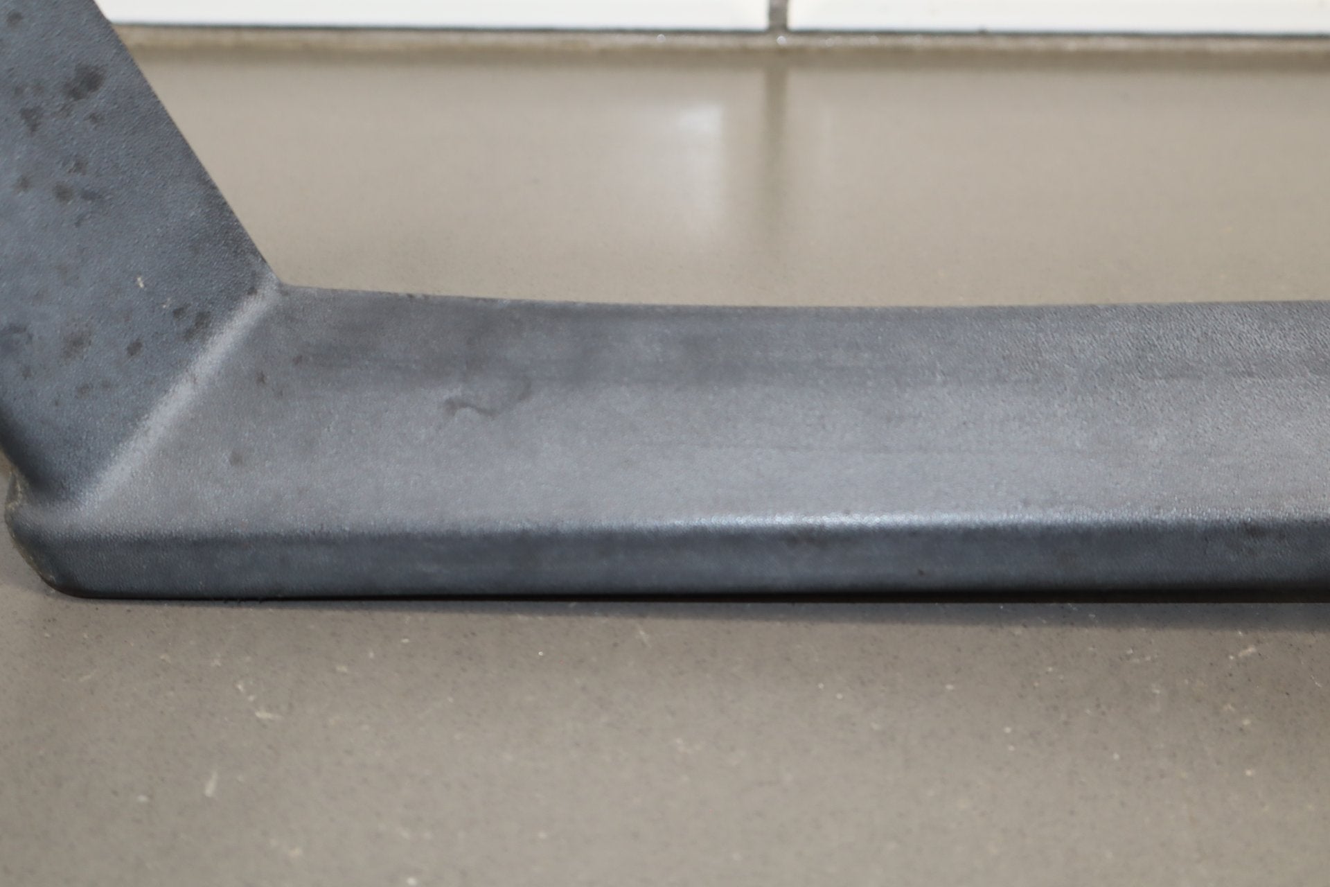 2003-2009 Hummer H2- Right Passenger Textured Fender Molding 15132308