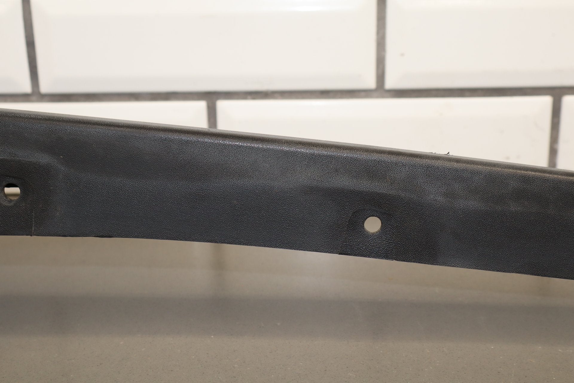 2003-2009 Hummer H2- Right Passenger Textured Fender Molding 15132308