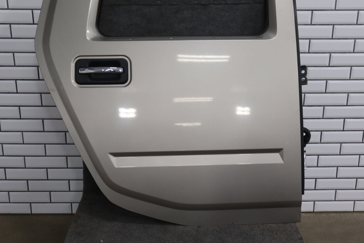 2003-2009 Hummer H2 Right Rear Door Pewter ( 11 ) 10396626