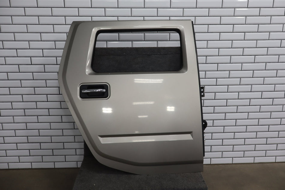 2003-2009 Hummer H2 Right Rear Door Pewter ( 11 ) 10396626