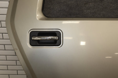 2003-2009 Hummer H2 Right Rear Door Pewter ( 11 ) 10396626