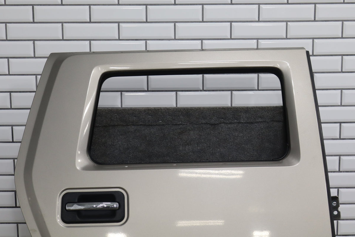 2003-2009 Hummer H2 Right Rear Door Pewter ( 11 ) 10396626