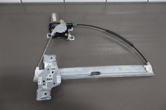 2003 - 2009 Hummer H2 Right Rear Door Regulator 15771354 OEM