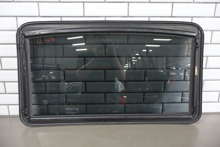 2003-2009 Hummer H2- Sunroof Glass Window 15781625