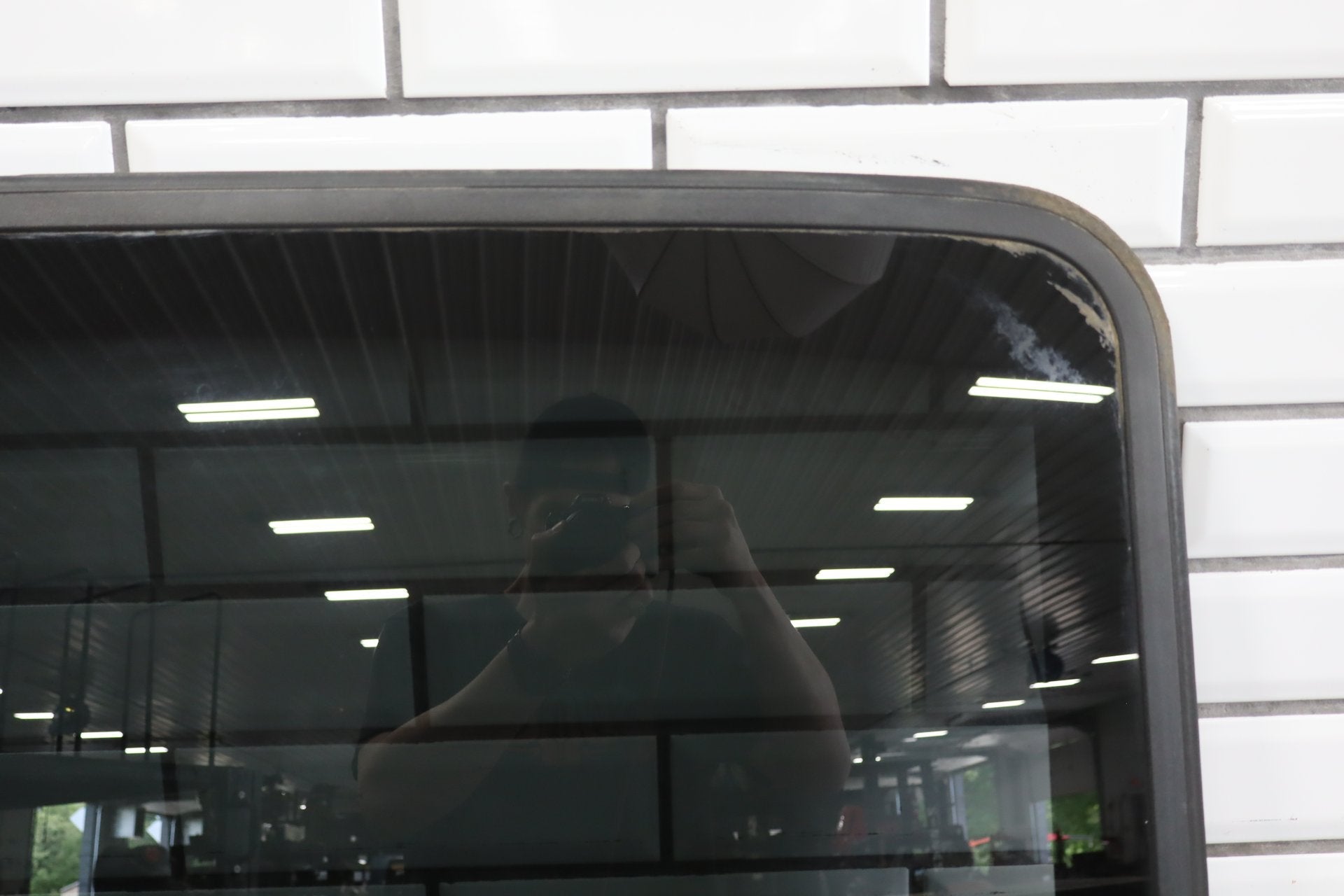 2003-2009 Hummer H2- Sunroof Glass Window 15781625