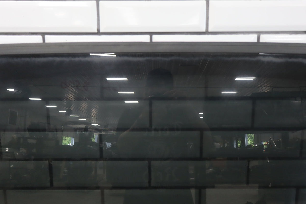 2003-2009 Hummer H2- Sunroof Glass Window 15781625