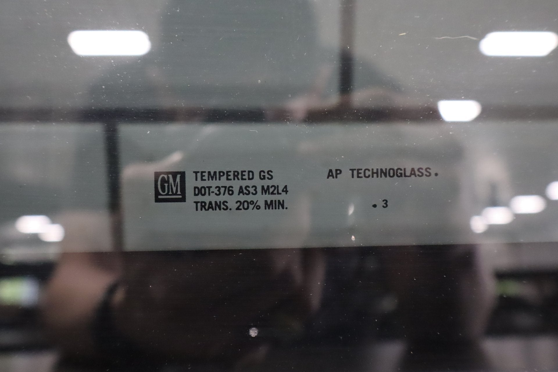 2003-2009 Hummer H2- Sunroof Glass Window 15781625